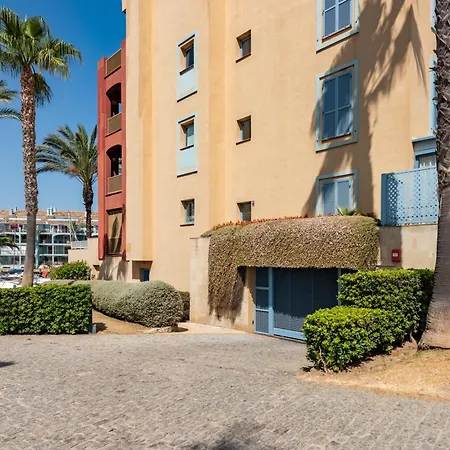 Marina Views * Sotogrande
